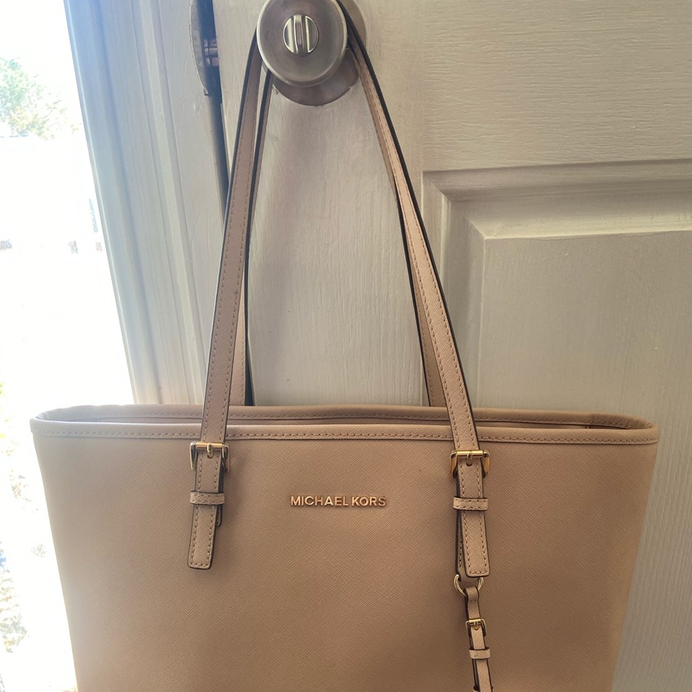 Light Pink/Cream Colored Medium Michael Kors Purs… - image 1